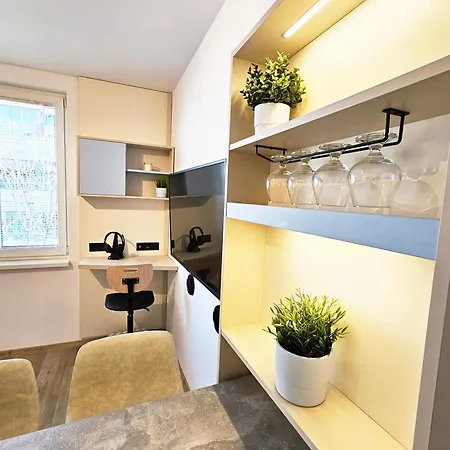 Bijou - Noble Area & Free Parking *