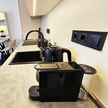 Bijou - Noble Area & Free Parking Apartament