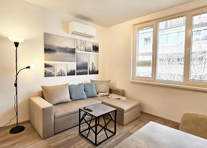 Bijou - Noble Area & Free Parking * Sofia